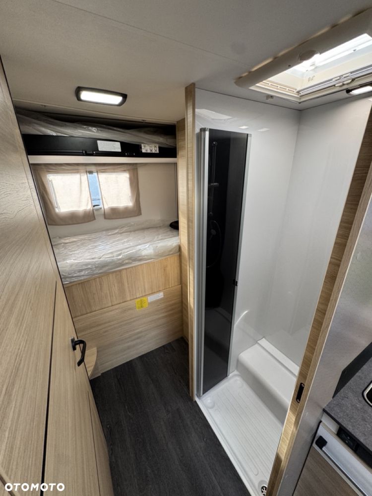 Ford Chausson 720 First Line - 24