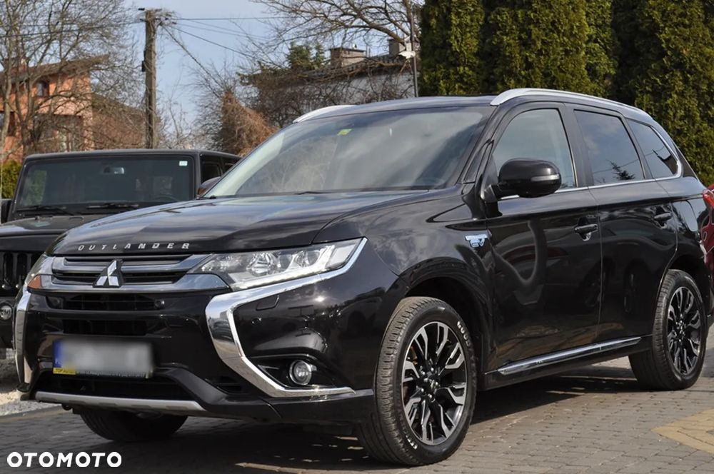 Mitsubishi Outlander - 5