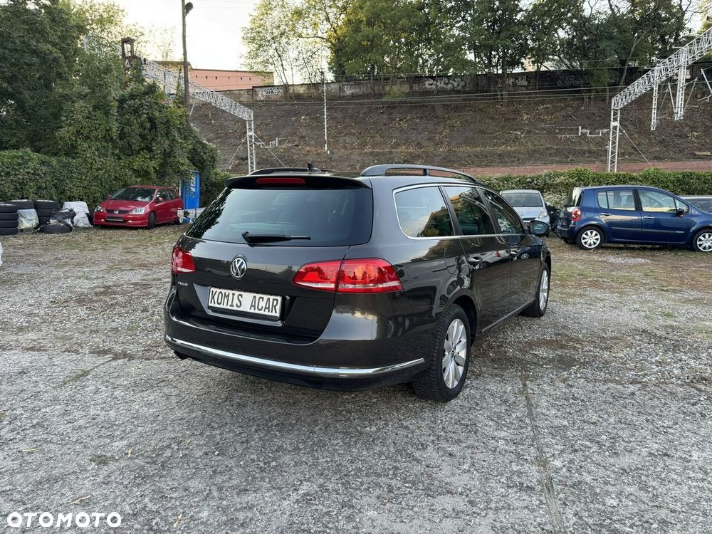 Volkswagen Passat - 3