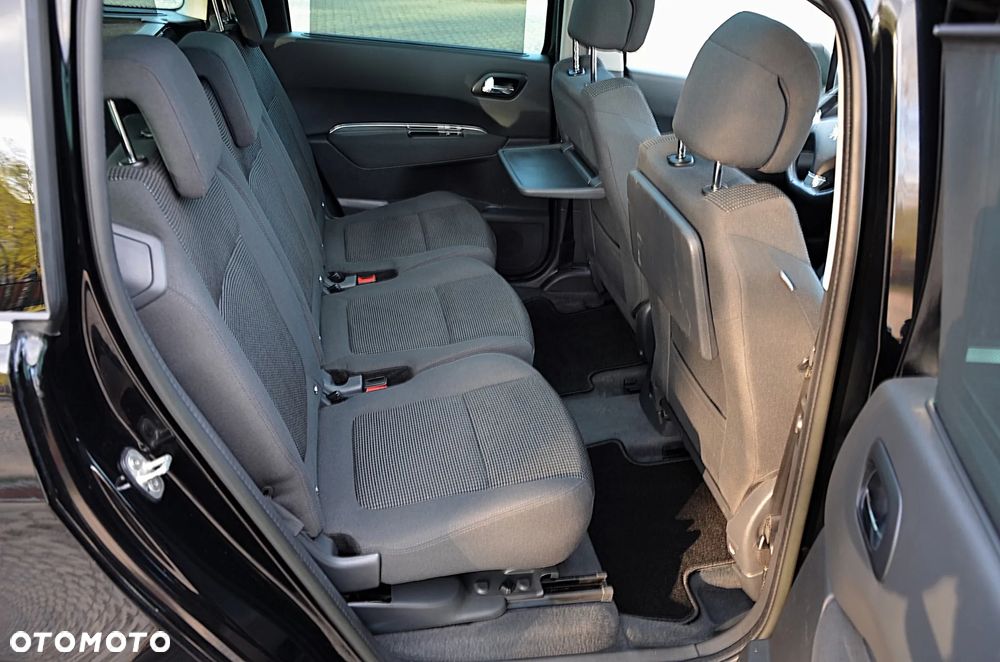 Peugeot 5008 HDI 150 Business-Line - 24