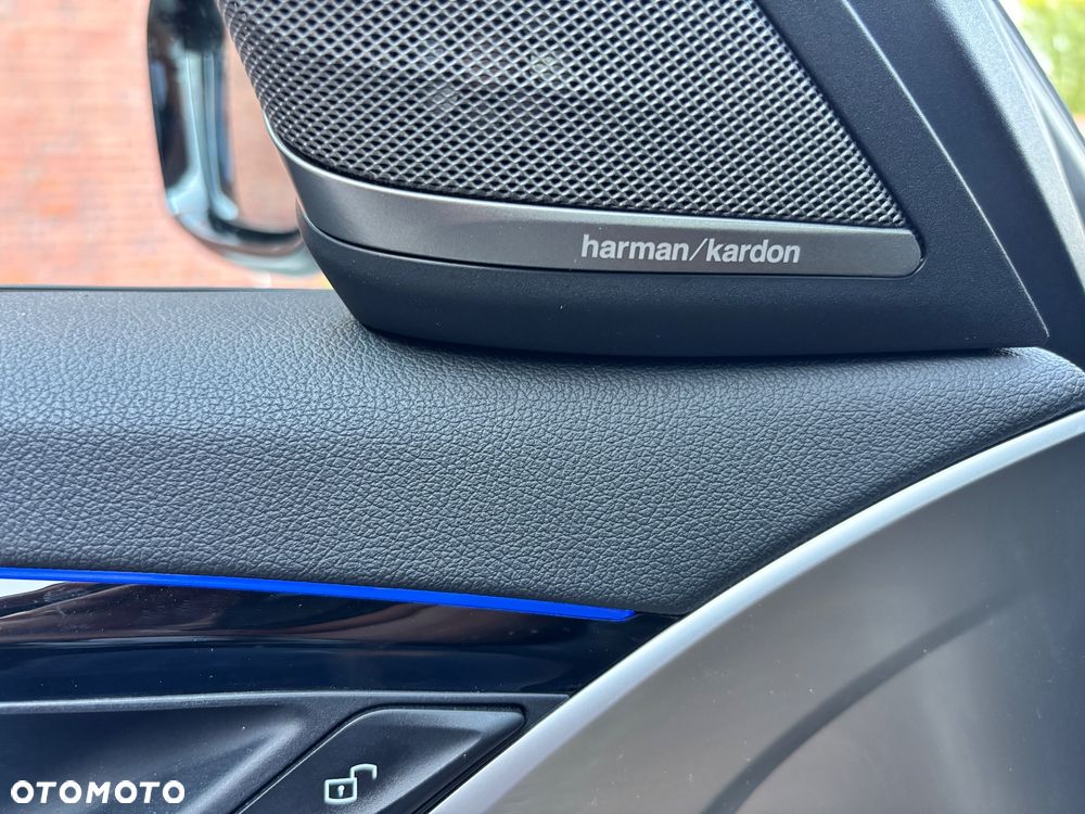 BMW Seria 5 530e M Sport sport - 35