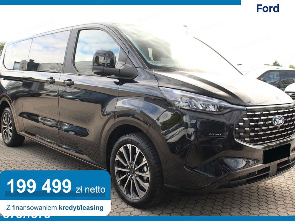 Ford Tourneo Custom - 1