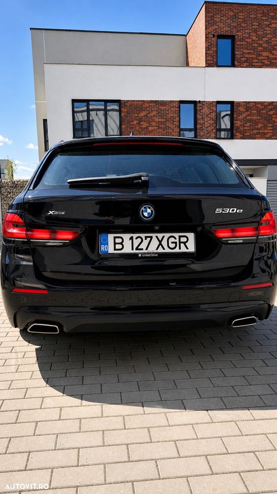 BMW Seria 5 530e xDrive Aut. - 4