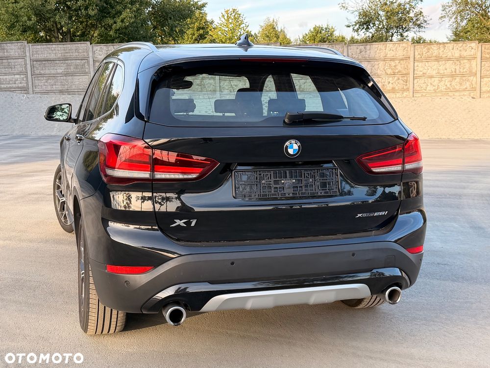 BMW X1 xDrive25i xLine - 8