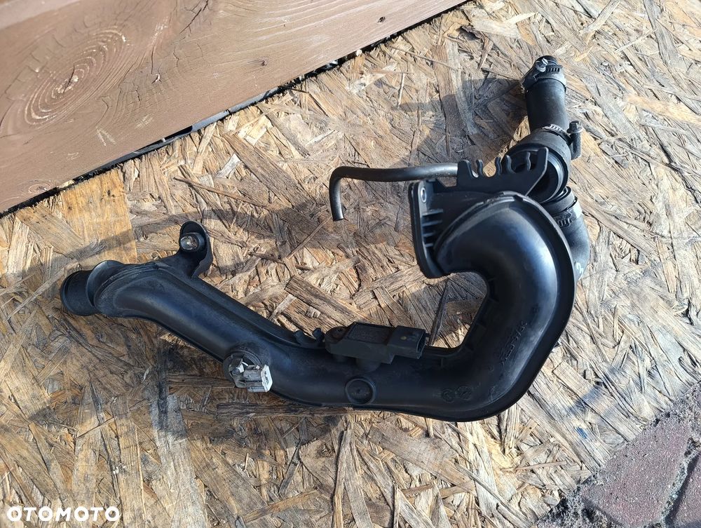Rura powietrza Renault Clio 3 Modus Twingo 1.2 TCE Turbo D4FH784 10972130D - 2