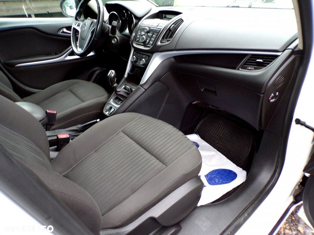 Opel Zafira - 30