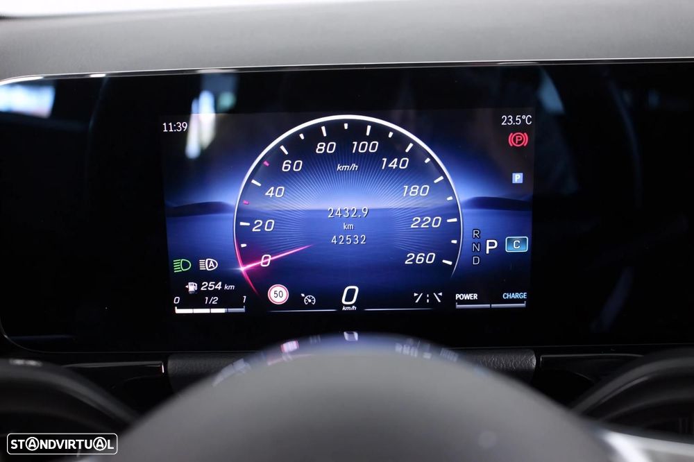 Mercedes-Benz GLA 200 Style - 11