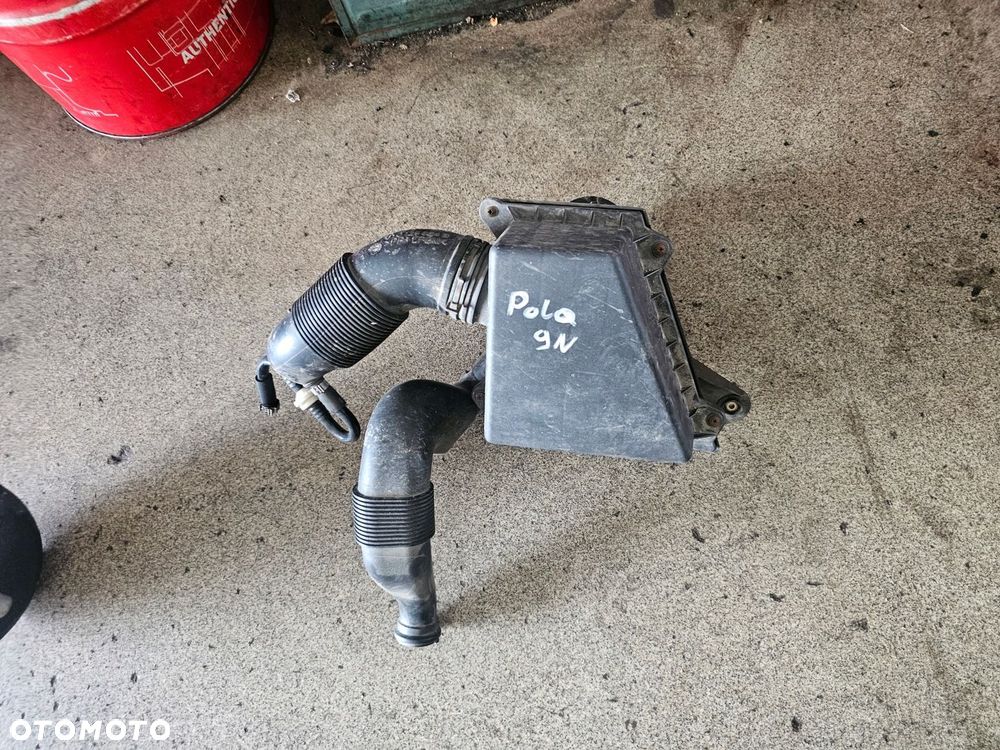 Podstawa obudowa filtra powietrza Volkswagen Polo 9N - 1