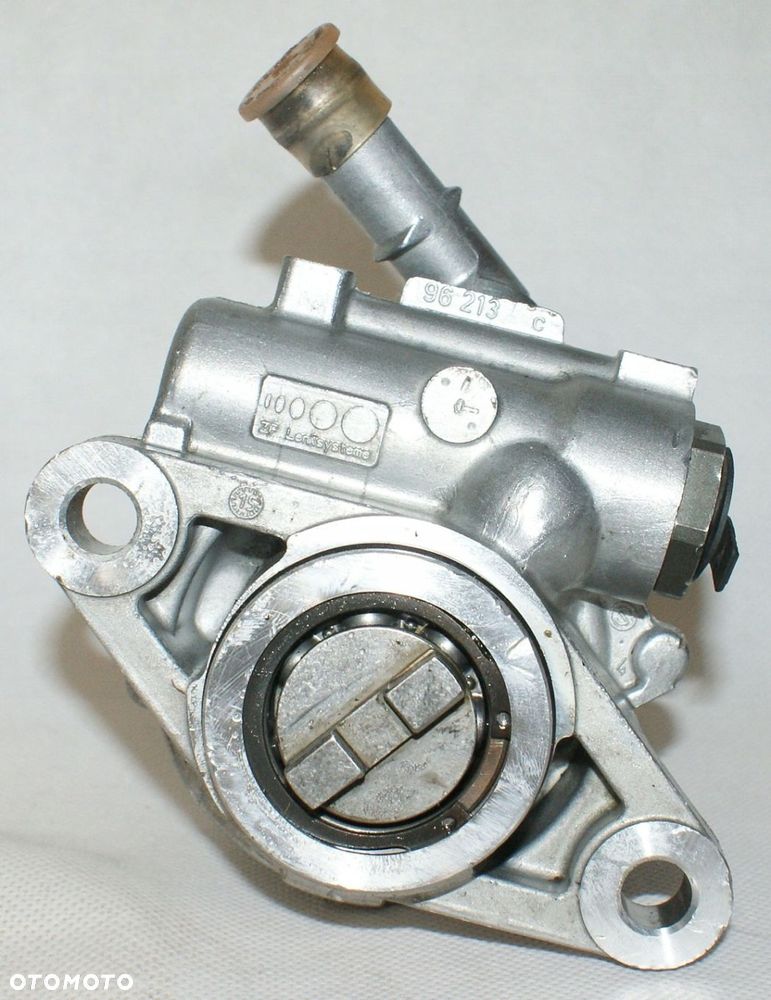 POMPA WSPOMAGANIA IVECO DAILY CITYS 3.0 7693955604 - 1