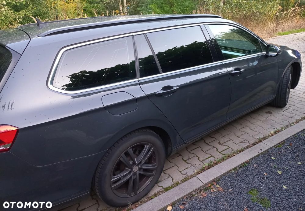 Volkswagen Passat Variant 2.0 TDI DSG (BlueMotion Technology) Highline - 3