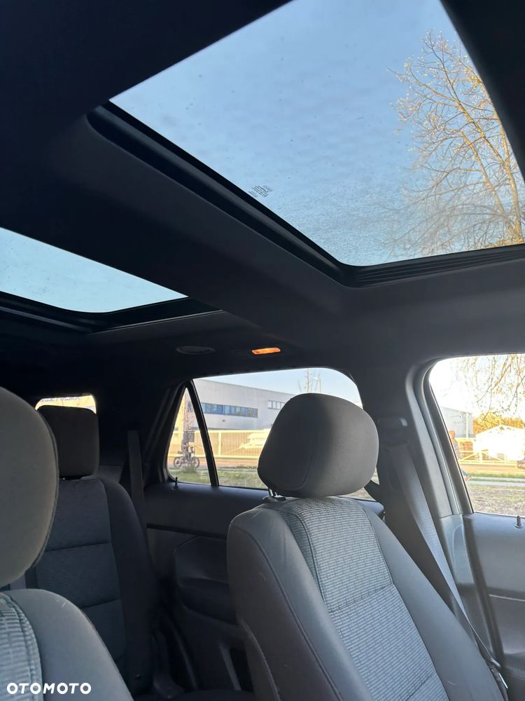 Ford Explorer - 5