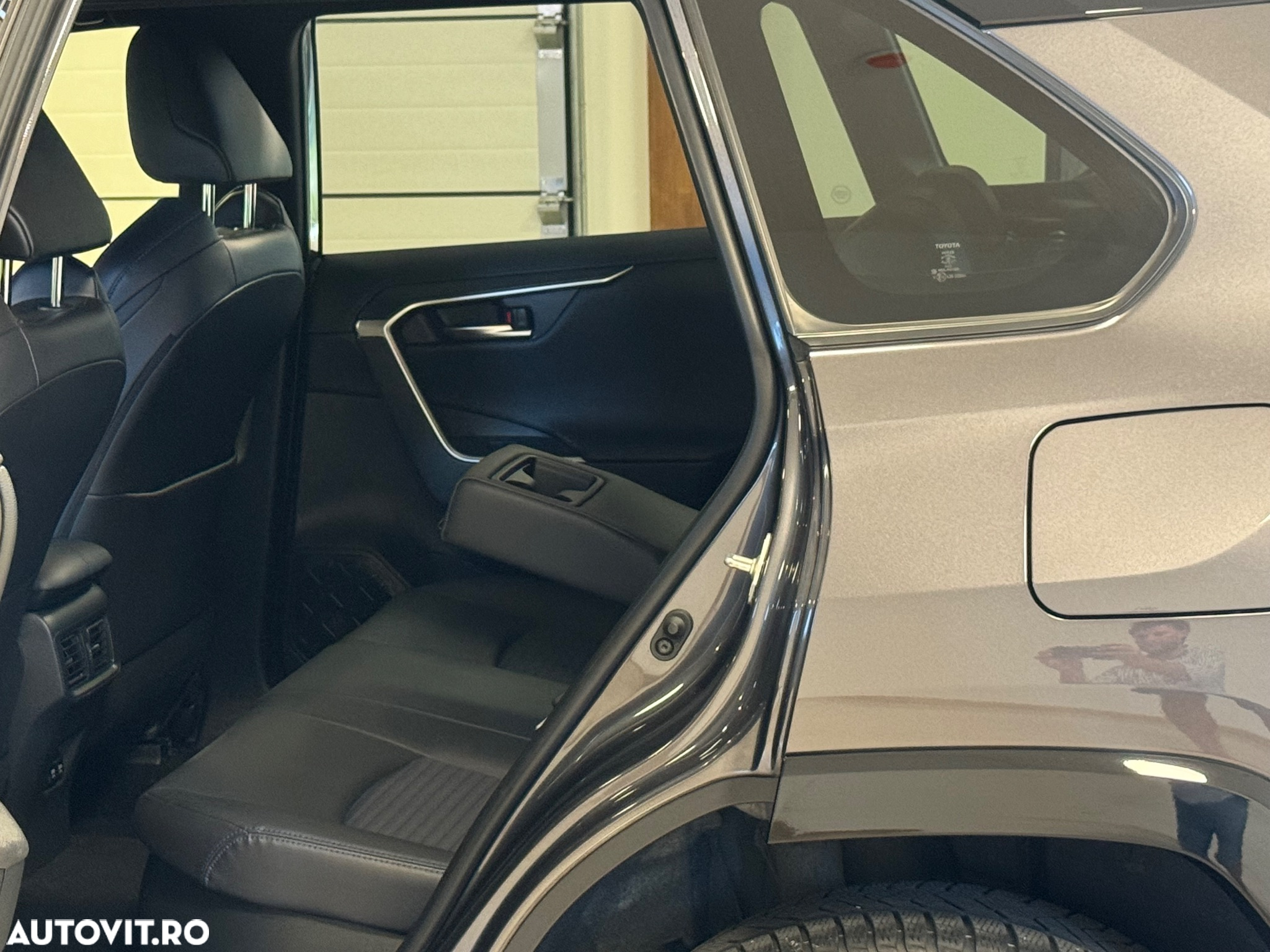 Toyota RAV4 2.5 Hybrid VVT-iE 4x2 Dynamic - 10