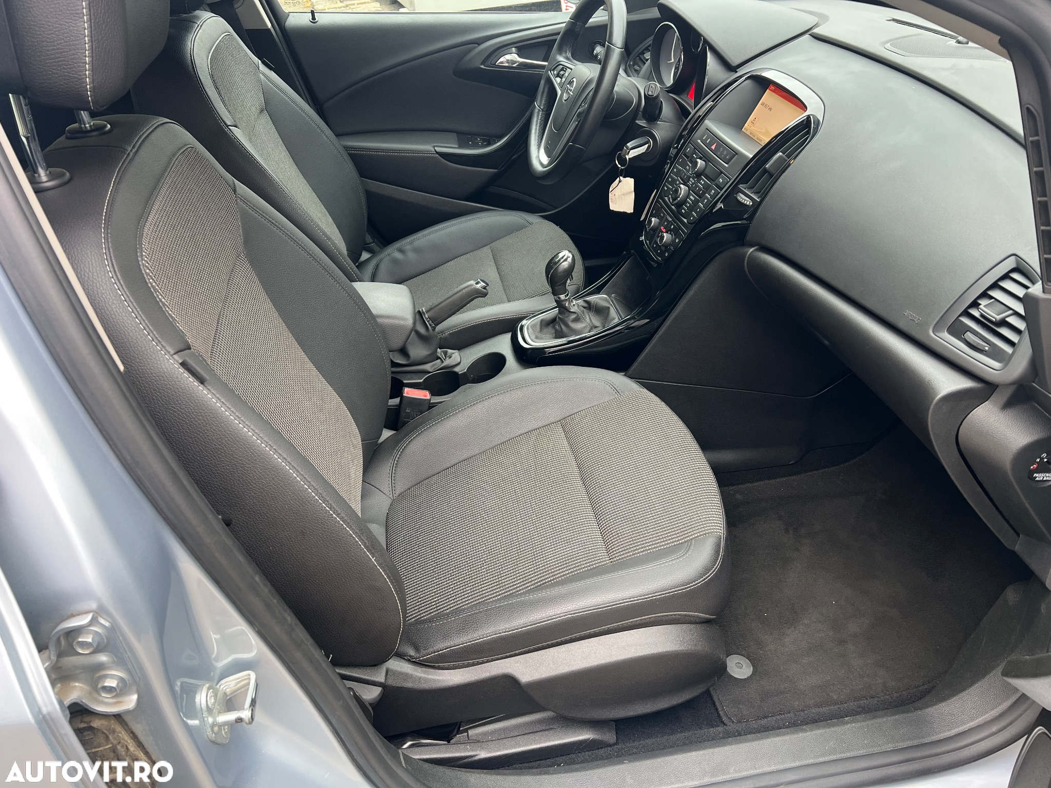 Opel Astra 1.4 Turbo Cosmo - 21