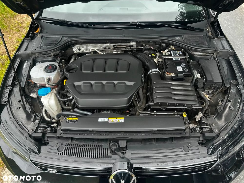 Volkswagen Golf - 17