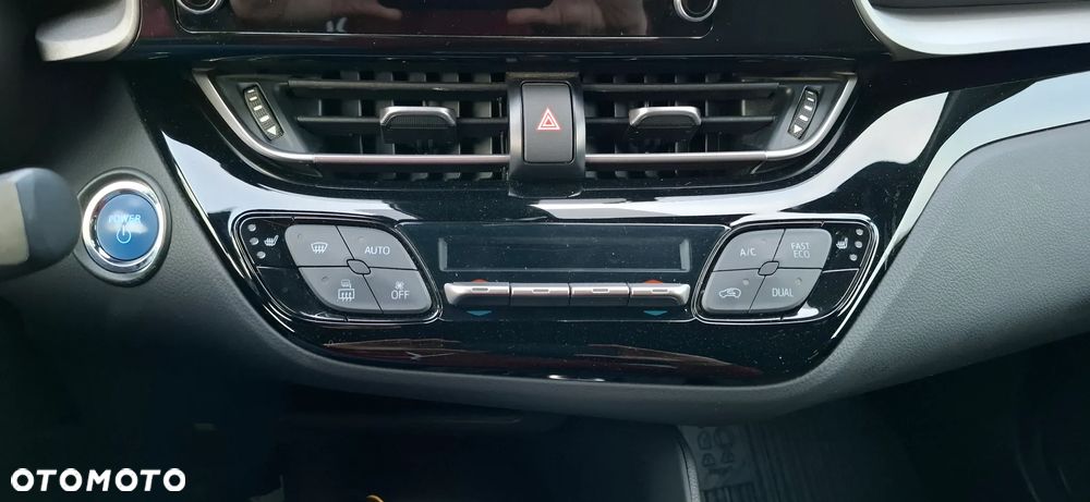 Toyota C-HR 1.8 Hybrid Dynamic - 22