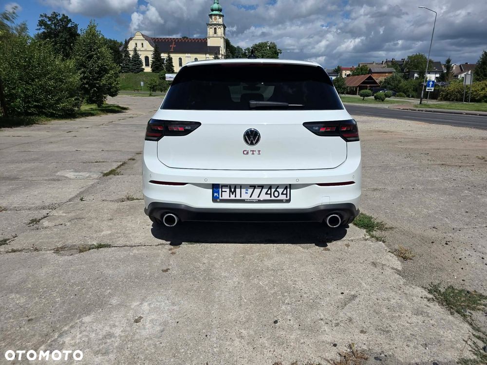 Volkswagen Golf - 5
