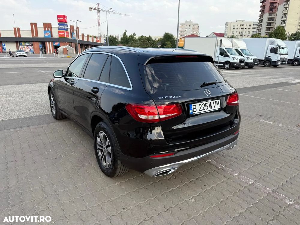 Mercedes-Benz GLC 220 d 4Matic 9G-TRONIC - 3