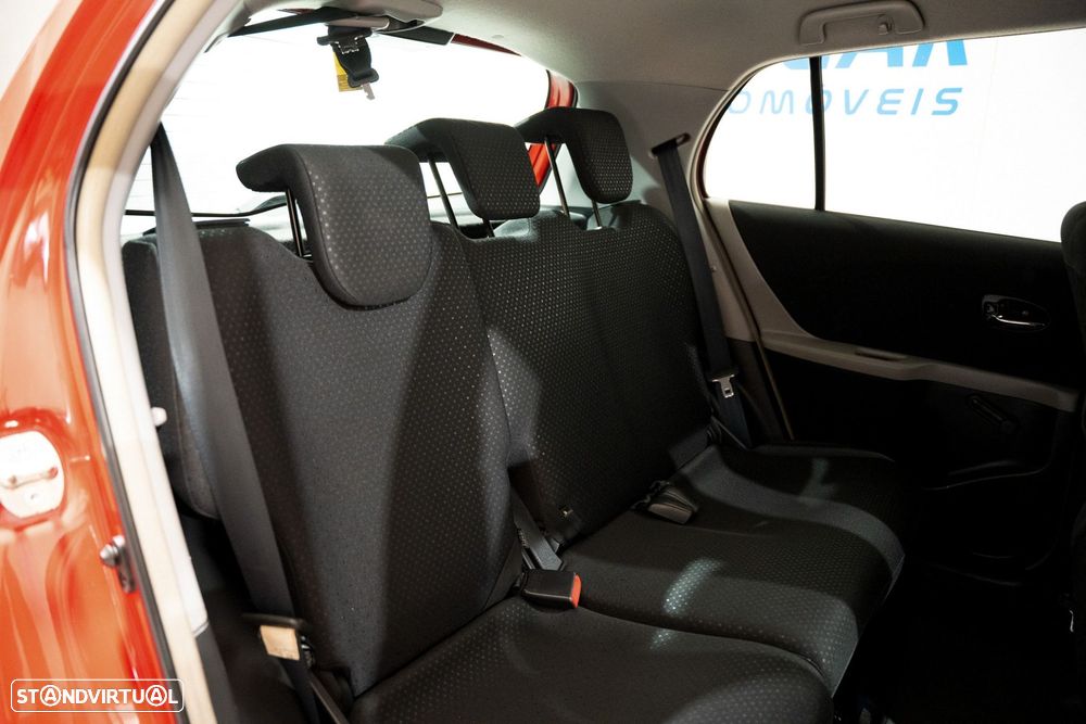 Toyota Yaris 1.0 VVT-i Sol+AC - 10