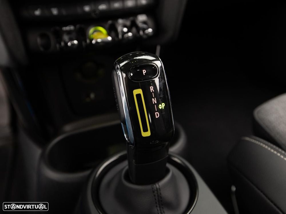 MINI 3 Portas Cooper SE Essential - 25