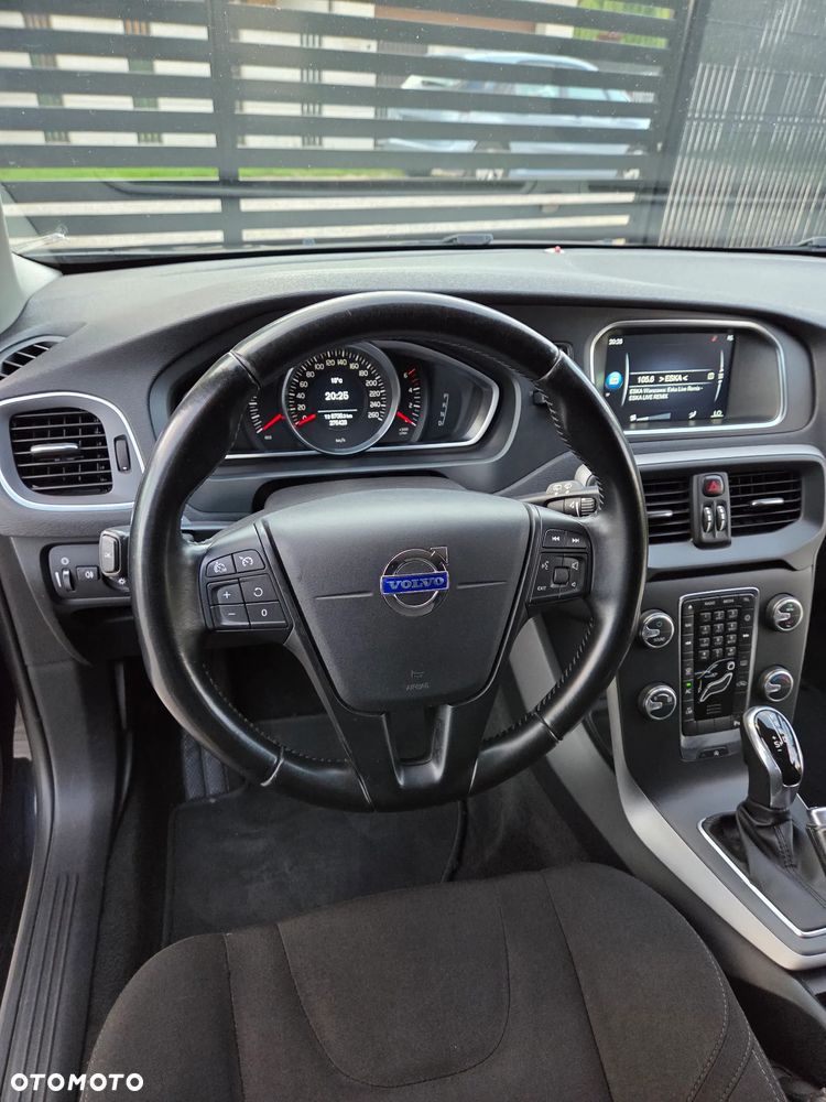 Volvo V40 D2 Powershift Kinetic - 29