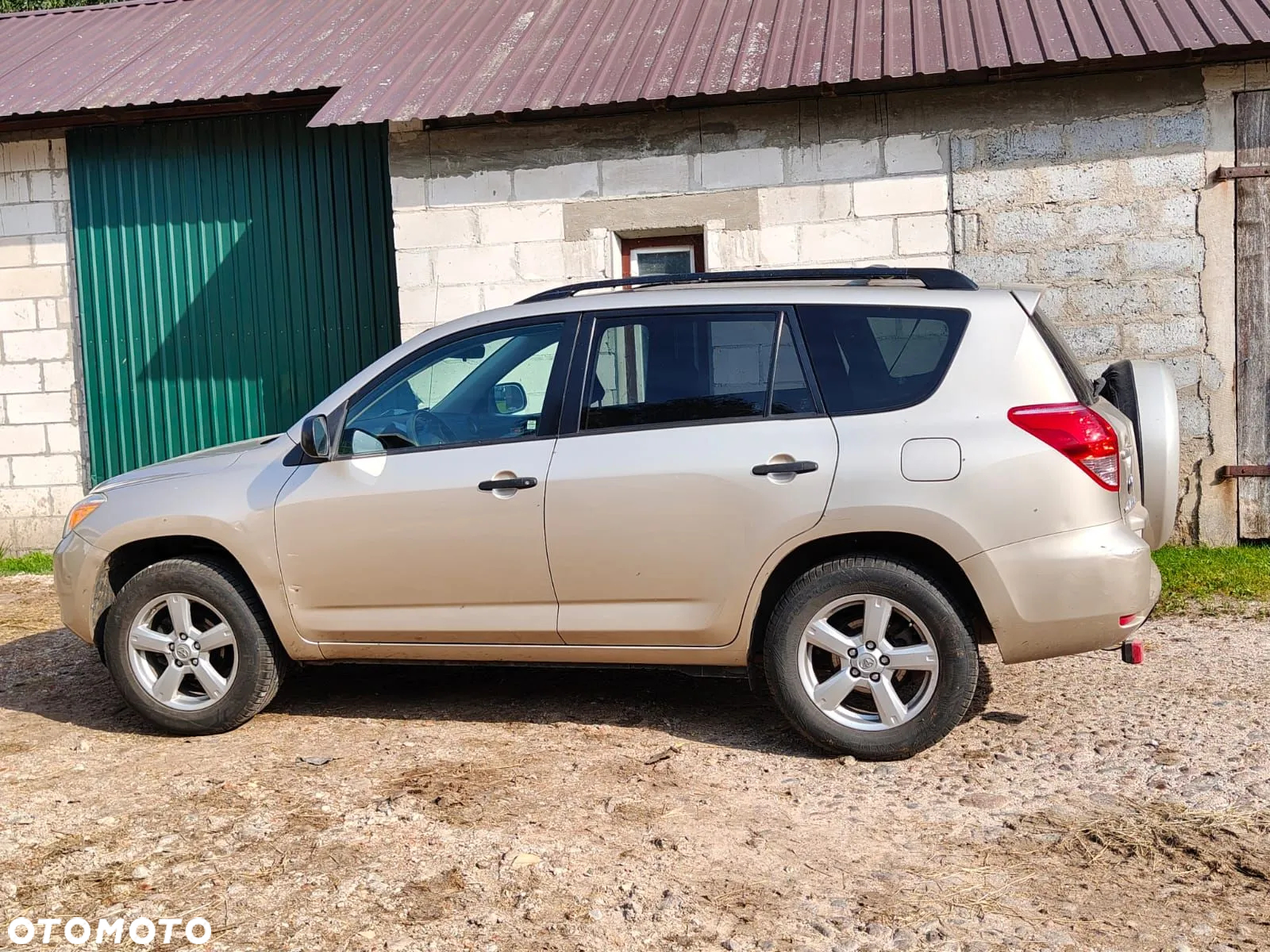 Toyota RAV4 - 5