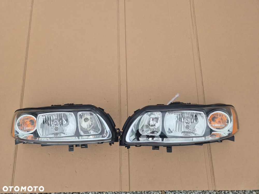 Volvo XC70 V70 komplet lamp.2004-2007.Lifting.OE.100% - 1