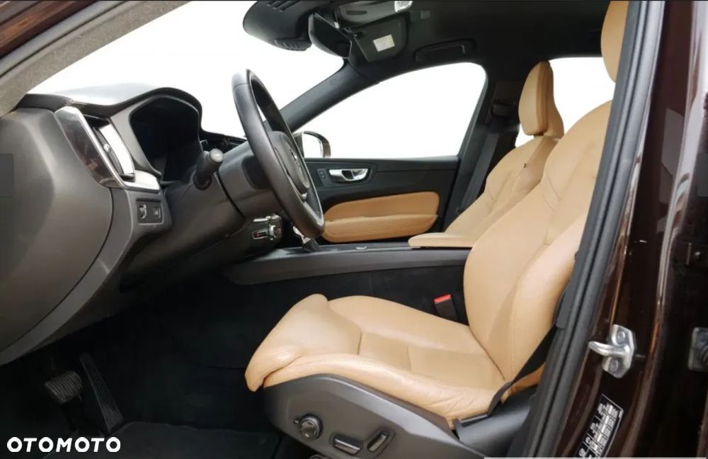 Volvo XC 60 D4 Inscription - 14