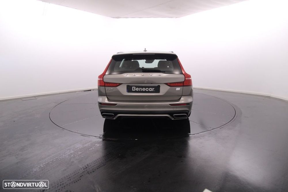 Volvo V60 2.0 T6 AWD TE R-Design - 6