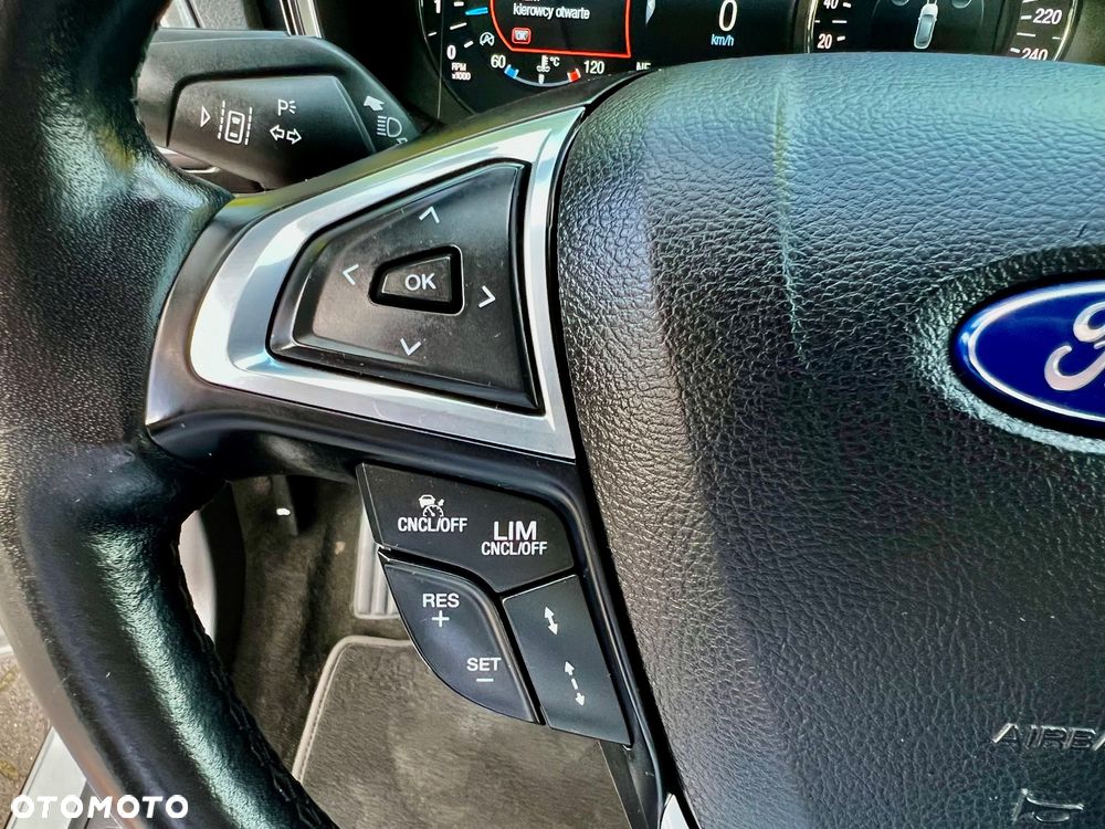 Ford Mondeo 2.0 EcoBlue Executive Plus - 29