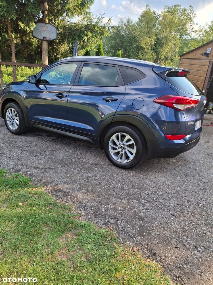 Hyundai Tucson 1.6 GDI BlueDrive Comfort 2WD - 18