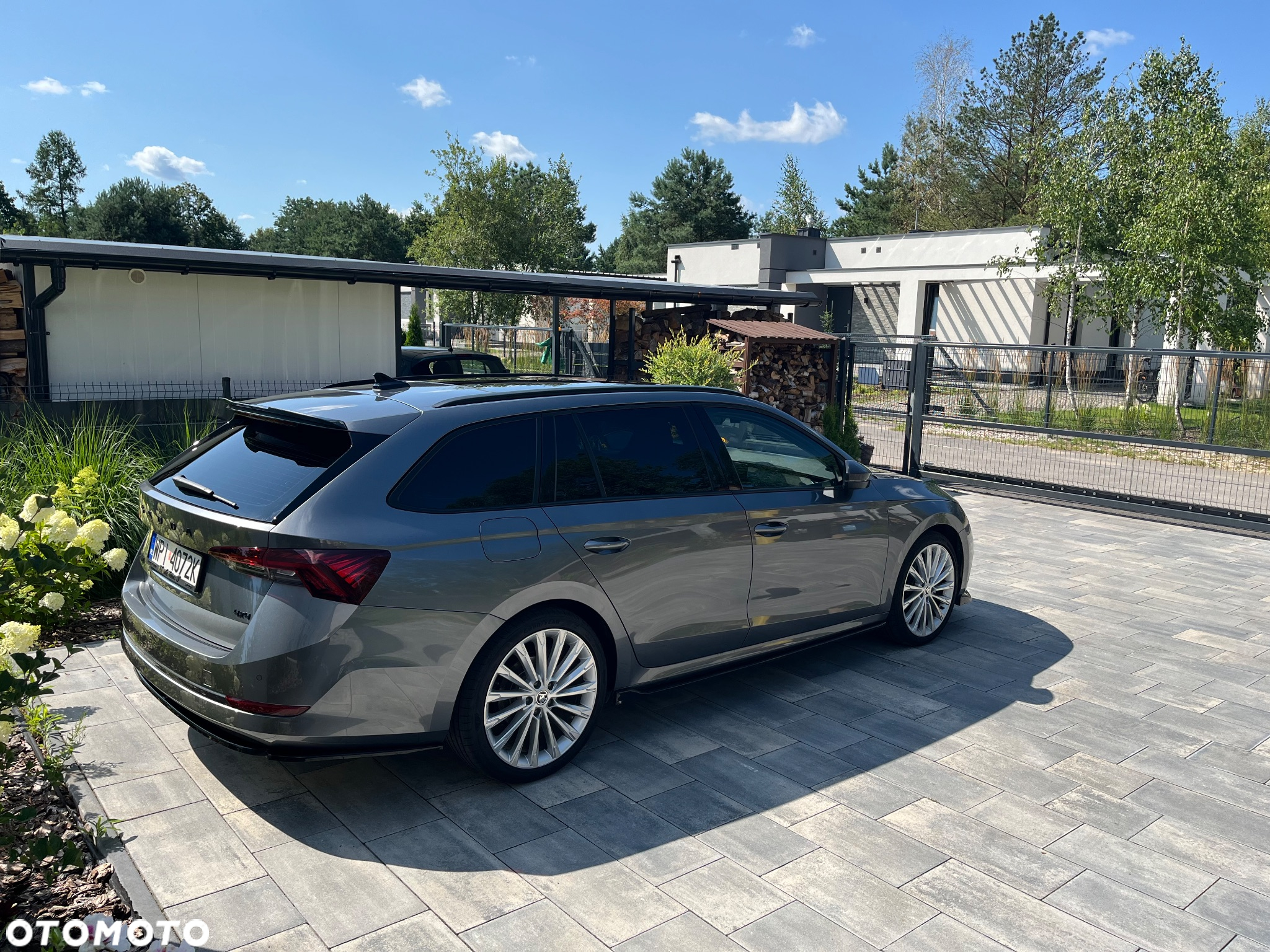 Skoda Octavia 2.0 TSI 4x4 Style DSG - 8
