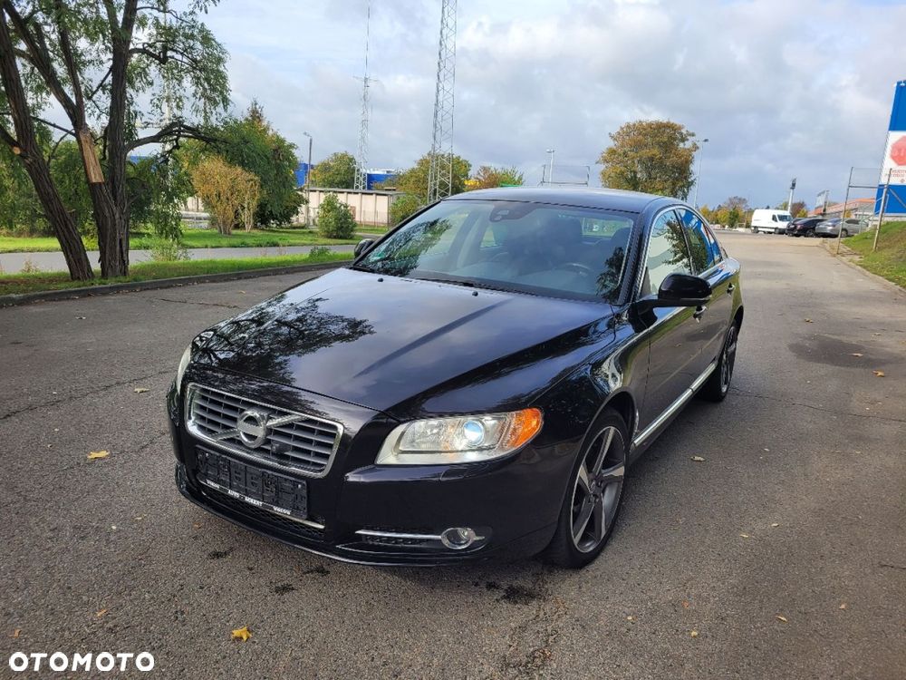 Volvo S80