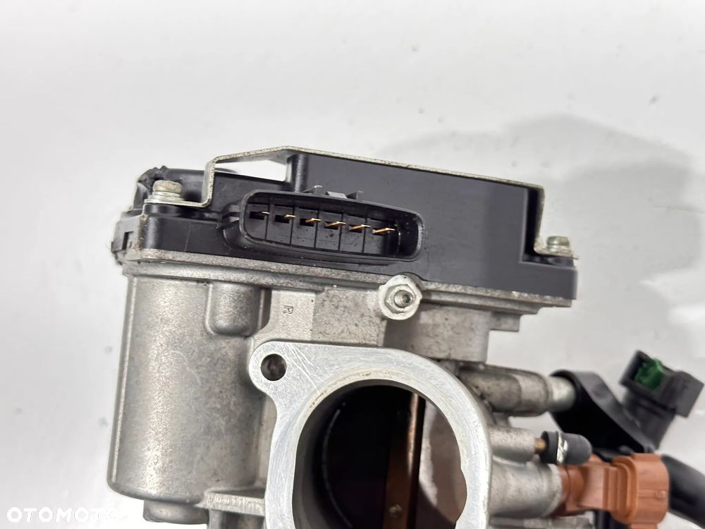 Przepustnica MV AGUSTA 800 Brutale - 8