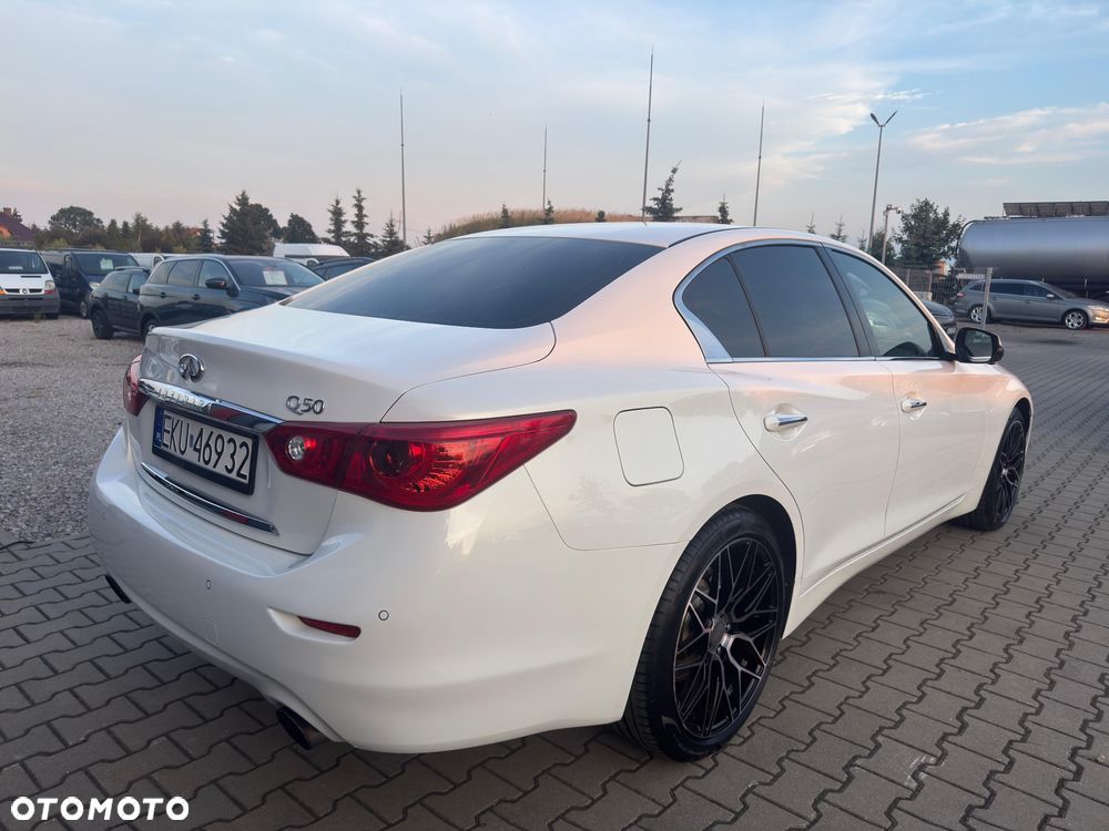 Infiniti Q50 2.0t Premium Executive - 10