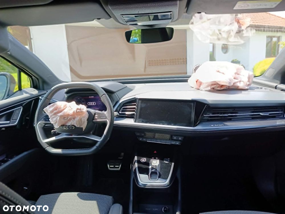 Audi Q4 e-tron 45 82kWh S Line - 17