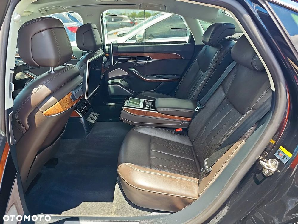 Audi A8 L 55 TFSI quattro tiptronic - 11