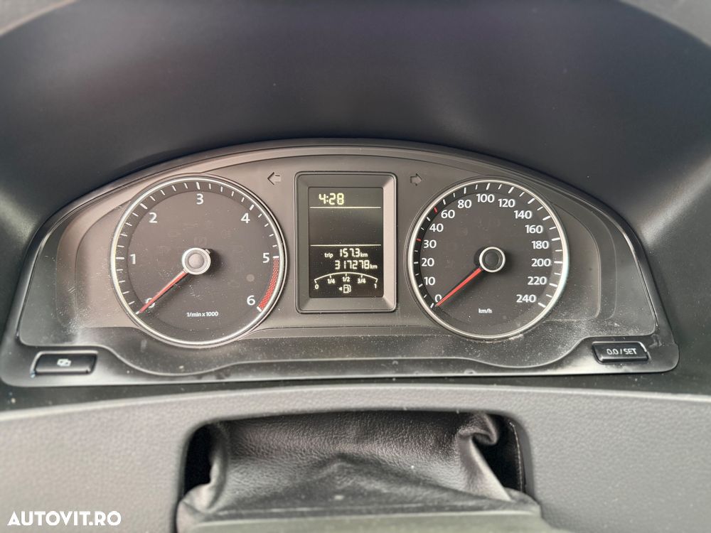 Volkswagen Transporter - 13