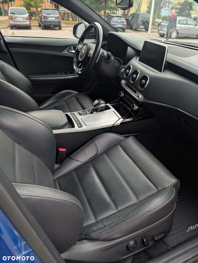 Kia Stinger 2.0 T-GDI GT Line - 13