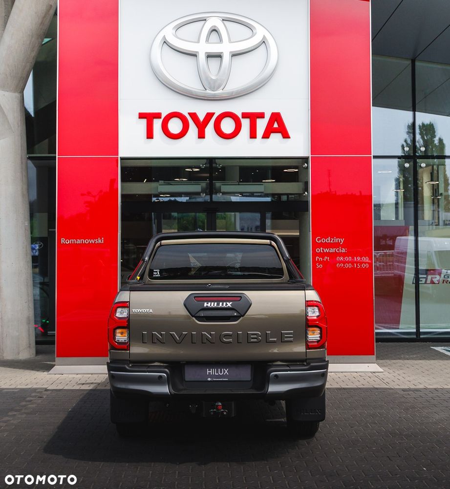 Toyota Hilux 2.8 D-4D Double Cab Invincible 4x4 - 9