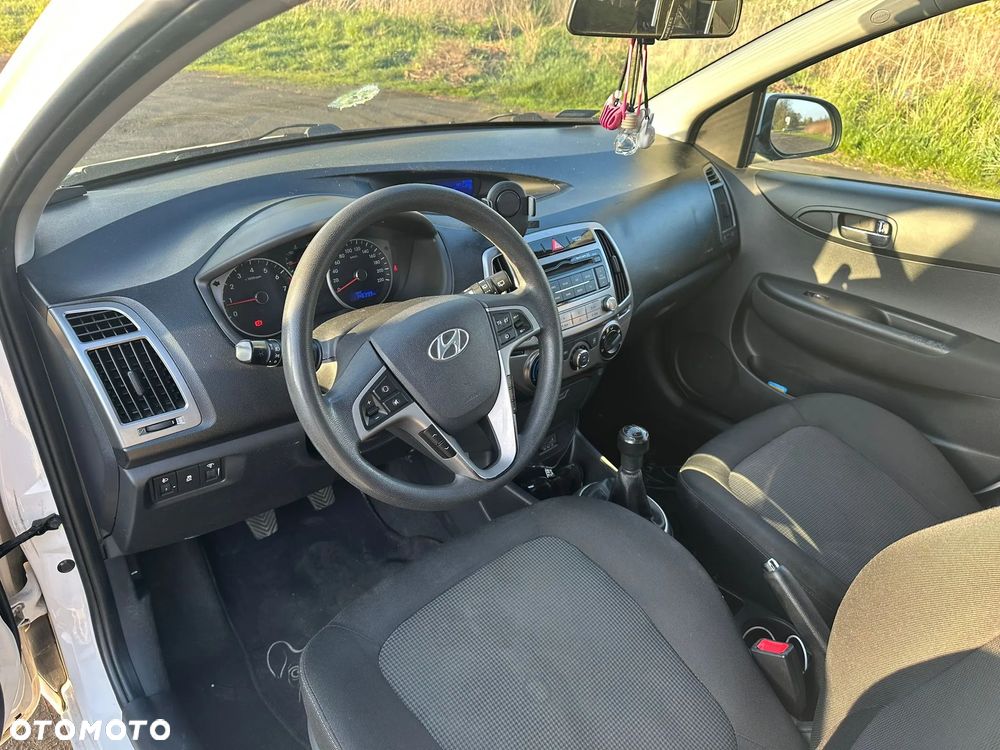 Hyundai i20 1.25 Comfort - 10