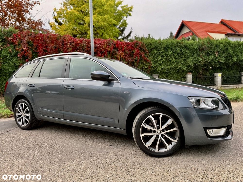 Skoda Octavia 2.0 TDI DSG Style - 11