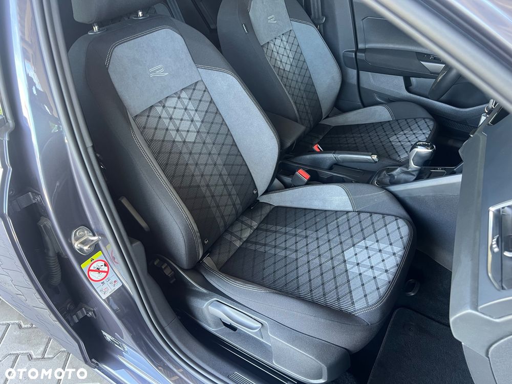 Volkswagen Taigo 1.5 TSI OPF DSG R-Line - 31