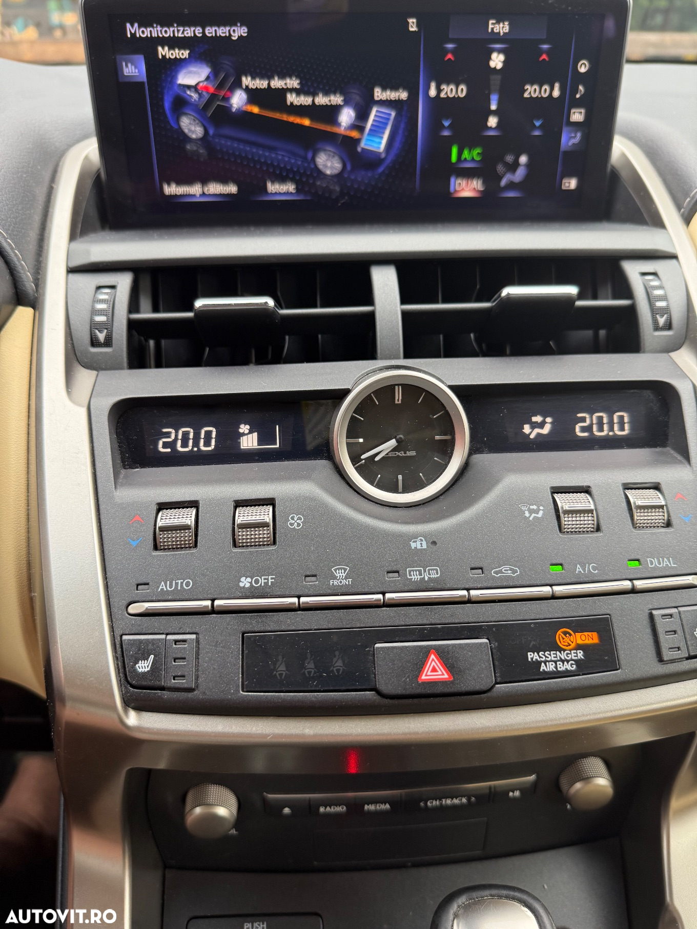 Lexus Seria NX 300h AWD Executive Plus - 14