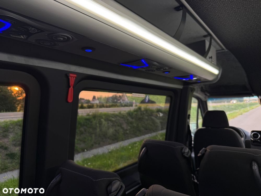 Mercedes-Benz Sprinter 519 - 35