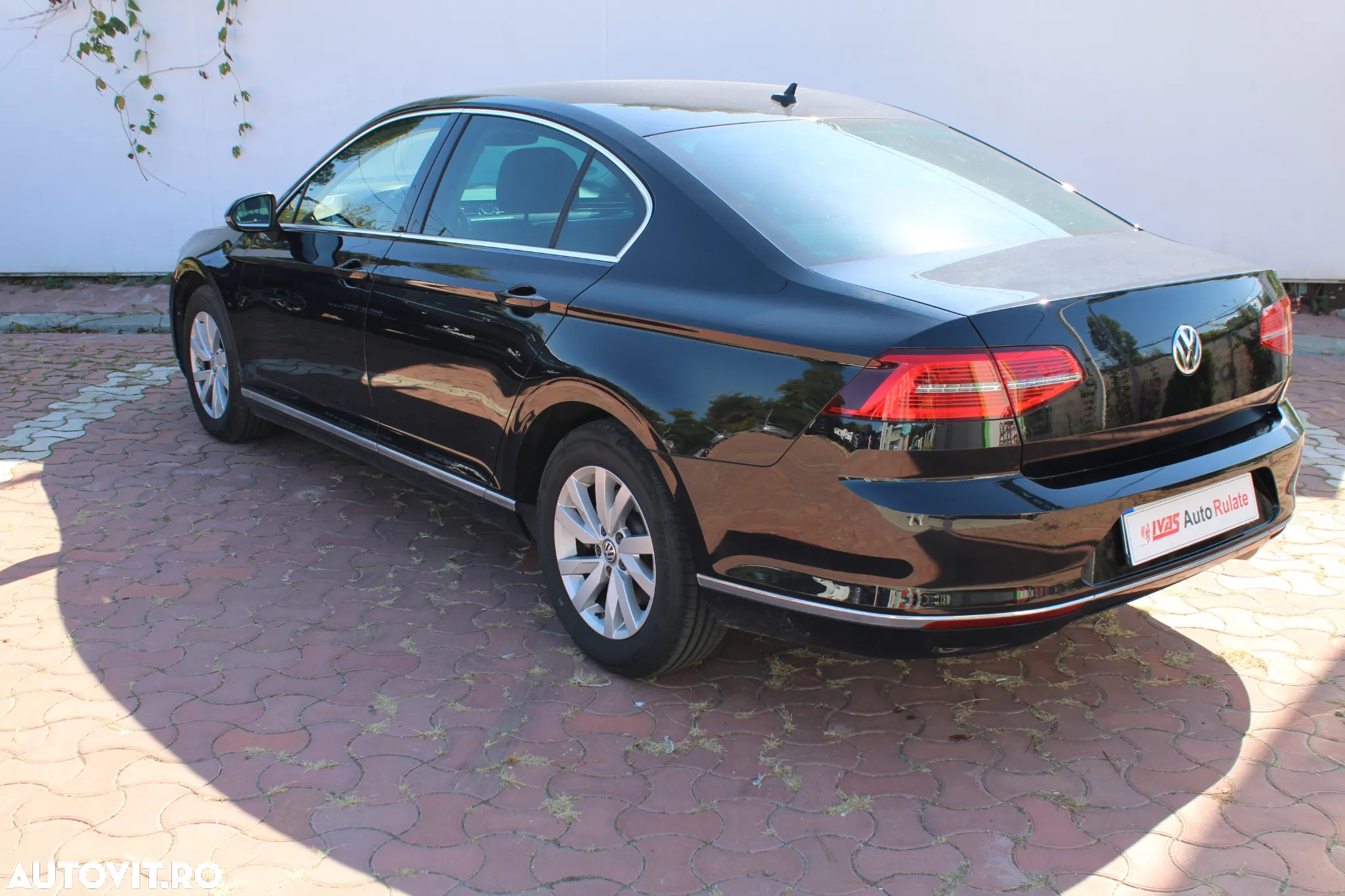 Volkswagen Passat 2.0 TDI (BlueMotion Technology) Highline - 4