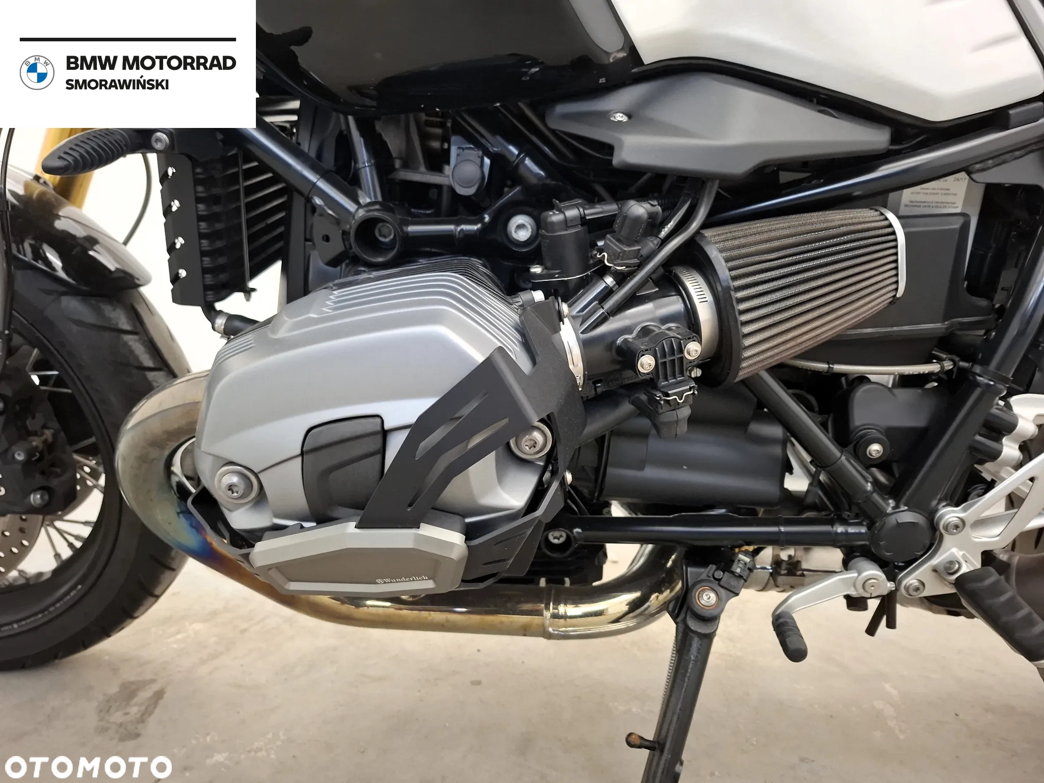 BMW R - 19