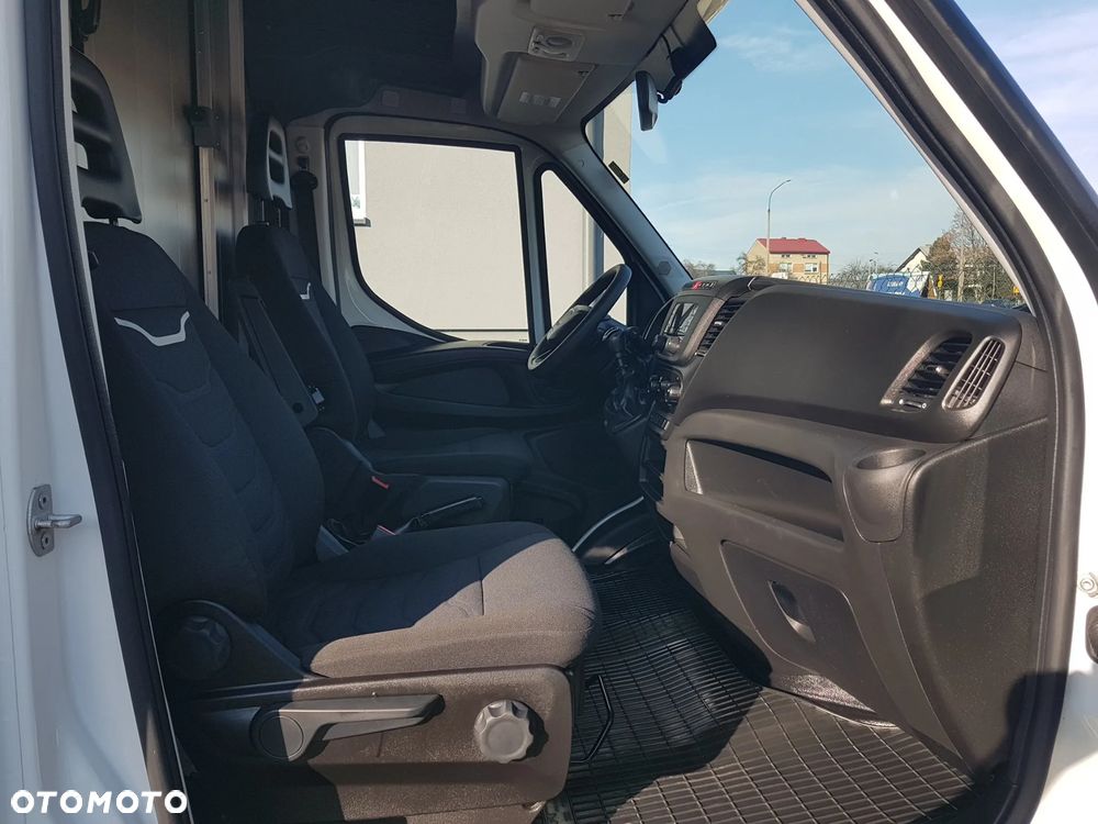 Iveco DAILY KONTENER NISKOPODŁOGOWY 4,43x2,23x2,42 SKLEP FOODTRUCK BAR KLIMA KONIOWÓZ KAMPER - 21