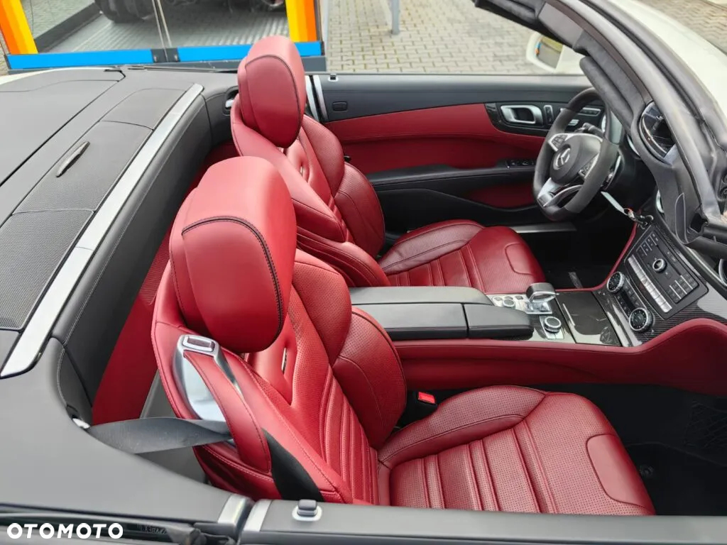 Mercedes-Benz SL 63 AMG - 34
