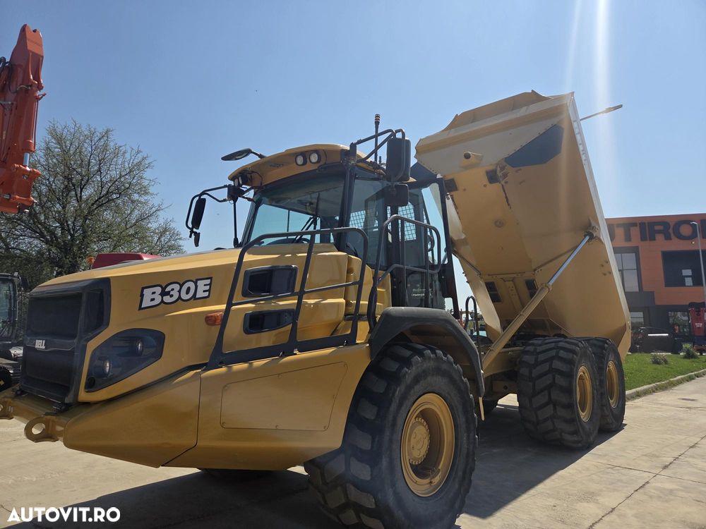 Bell DUMPER 6x6, 2020, 4980h, bena 21mc, util 30 t, intoarce in 8m, Mercedes 335CP, cutie viteze automata, viteza 50km/h, INMATRICULABIL definitiv, gresare automata, capota rabatabila, produs in GERMANIA, anv 70% ok, leasing 4 ani-PROMOTIE 149.000 EUR+tva - 30