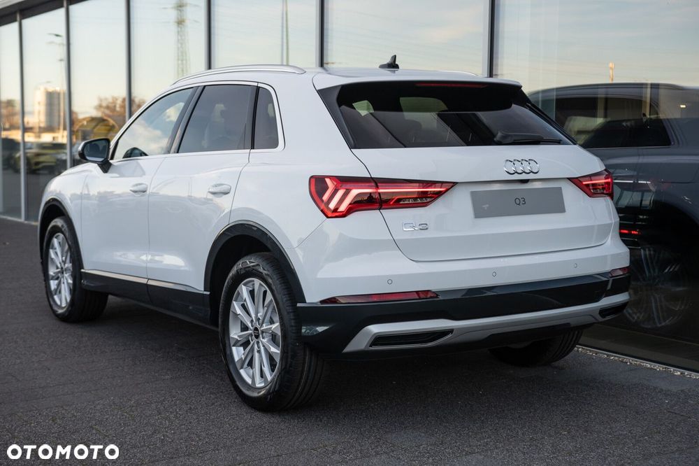 Audi Q3 - 4